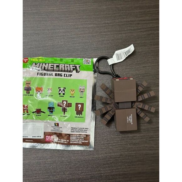 Minecraft Spider Series 2 Figural Keychain - Picture 3 of 3